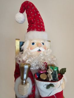 $45.00 - Christmas Santa Nutcracker on Large Wood Chair & Base! Lots of Miniatures & Design Extras