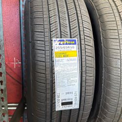 255/65/18 Goodyear Tires 🛞