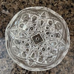 Vintage Small Cut Glass Bowl 4 1/2" Dia Star/Flower Design Scalloped Edge