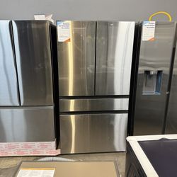 Samsung - Bespoke 29 cu. ft. 4-Door French Door Refrigerator with Inner Beverage Center - Stainless Steel