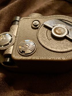 Vintage Revere Model 88 Movie Camera