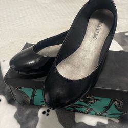 Women’s Flats