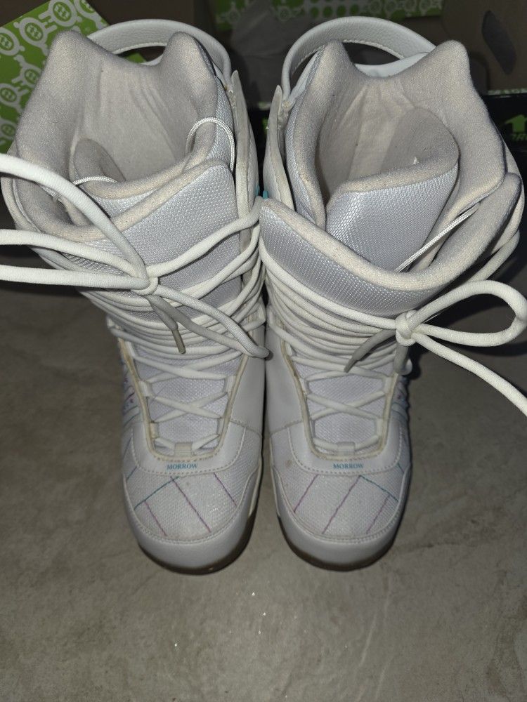 Women's Snowboard Shoes Size 8