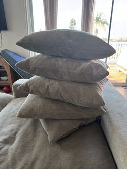 Down Feather Pillows Throws (5) Aiden & Ivy