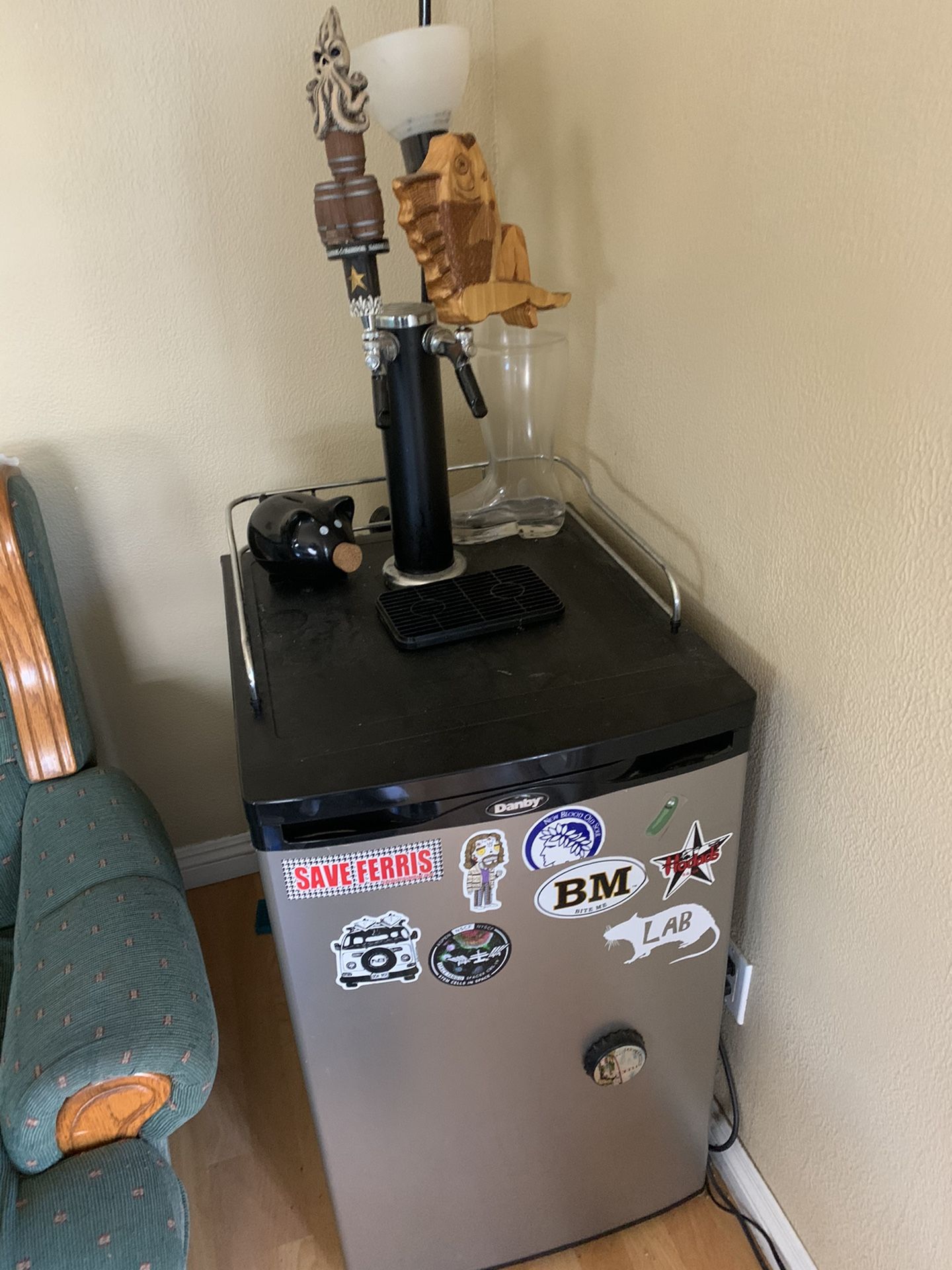 Danby dual tap kegerator for Sale in San Diego, CA OfferUp