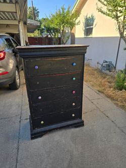 5 drawer dresser with top mirror