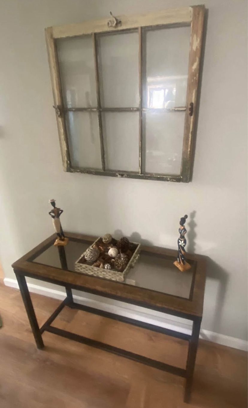Console Table And Window