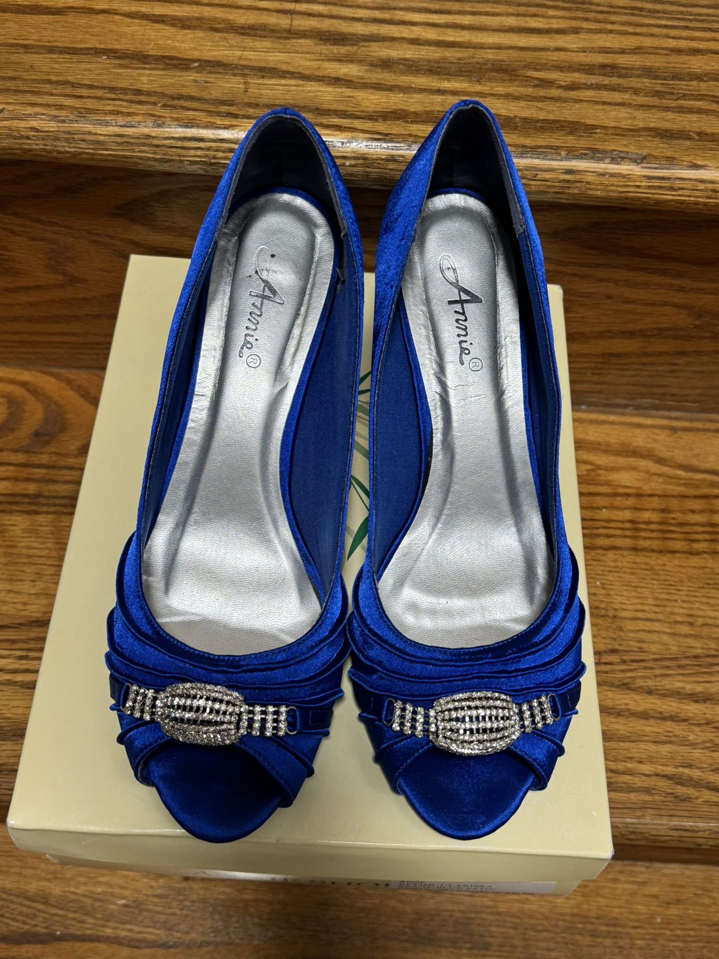 Annie Shoes Size 11 Royal Blue Satin For Sale