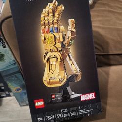 Marvel Infinity Gauntlet Lego