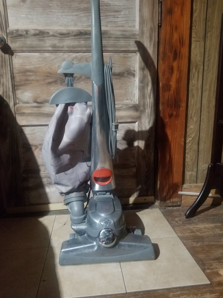 Kirby Sentria vacuum cleaner/shampooer