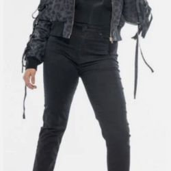 AZALEA WANG  BLACK TWO STEP CHEETAH LACE BOMBER