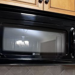 Microwave Oven