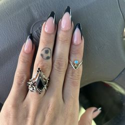 White Gold Onyx Ring 