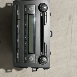 Factory Radio AM FM MP3 Receiver with Singleisc CD Player Compatible with 2009-2014 Toyota Corolla