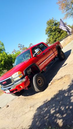 2005 GMC Sierra