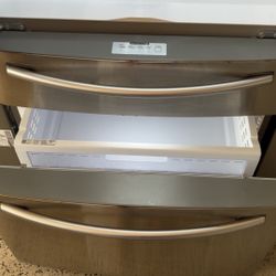 ‼️$699.99‼️ A 4 Door French Door Style Stainless Steel Samsung Refrigerator 