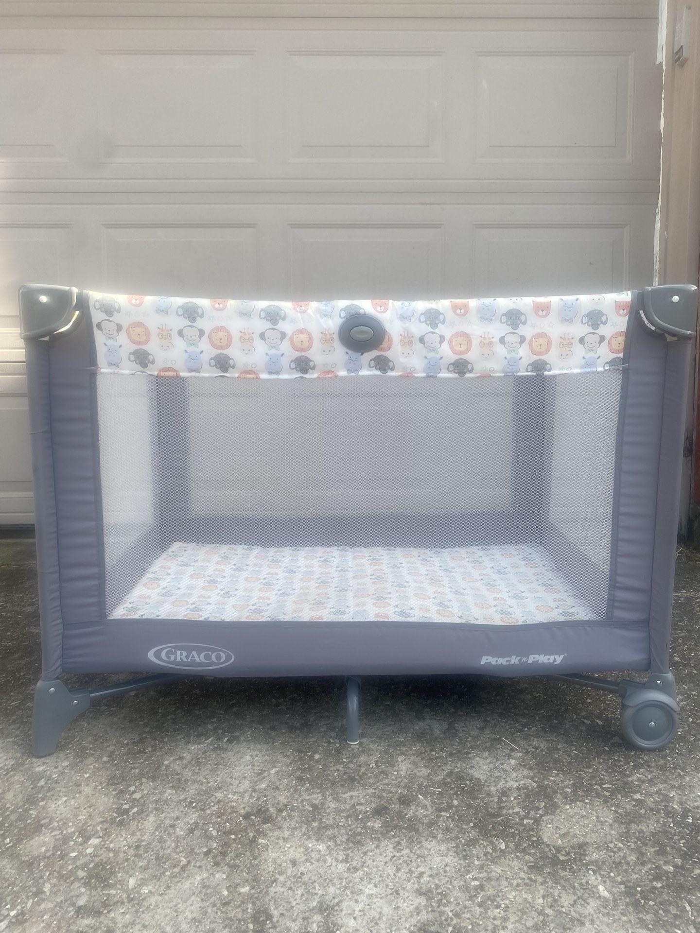Graco Pack 'n Play Portable Infant Playard, Reign, Unisex
