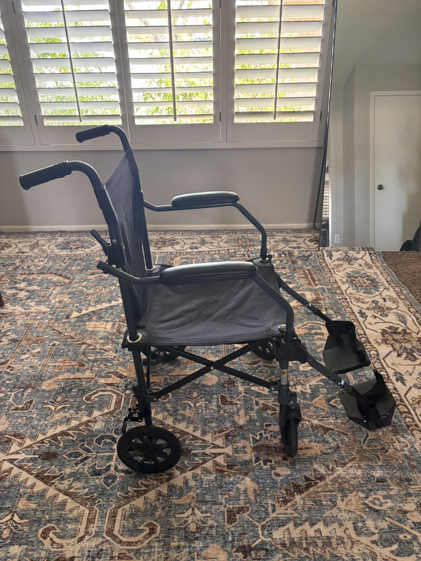 Drive Lightweight Wheelchar