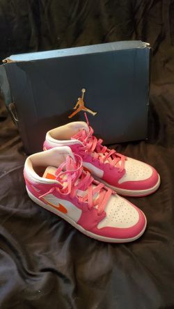 Jordan 1s Pink & Orange 