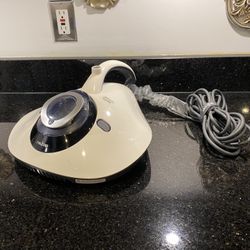 RAYCOP Lite UV Allergen HEPA Vacuum