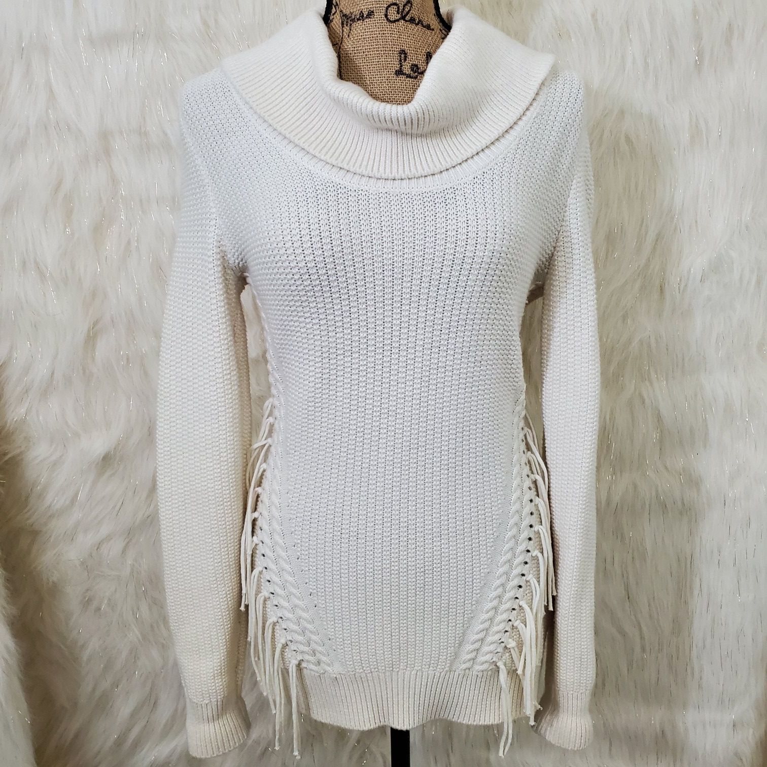 XS White House Black Market fringe sweater