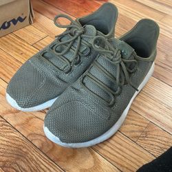 Male 9 1/2 Green Adidas 