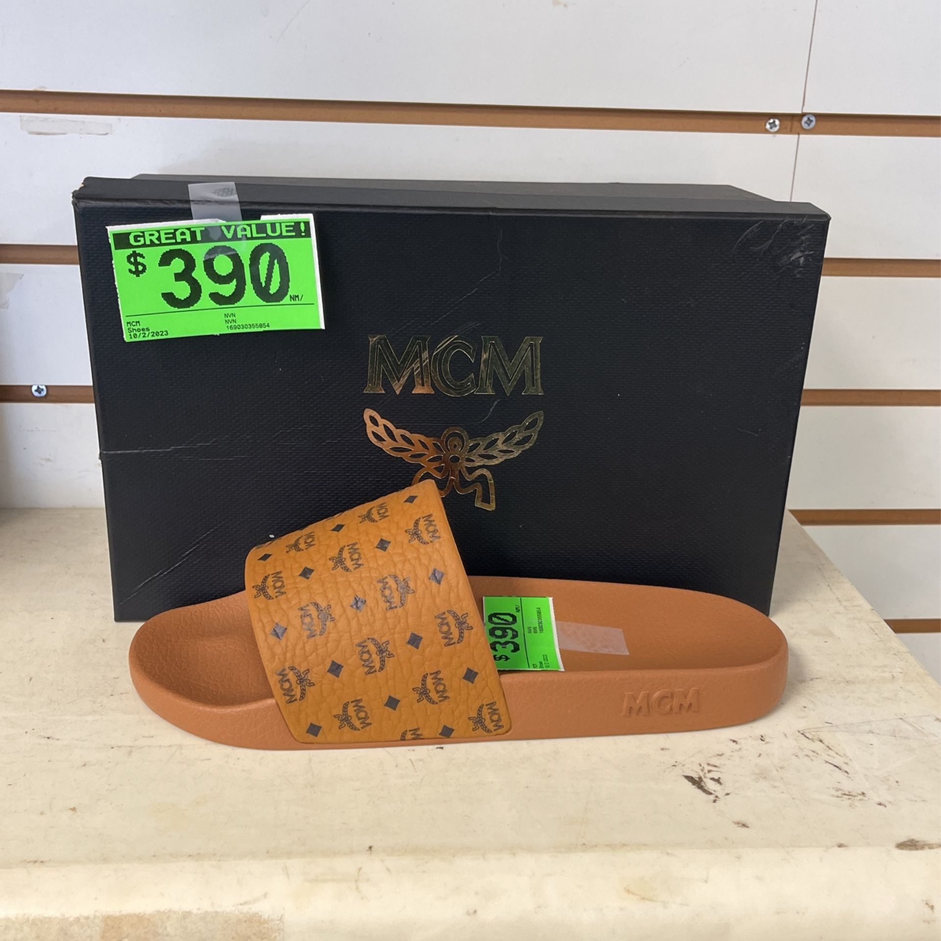 New in box MCM slides Mcm Slides 10 (43) New | Mercari main image 2
