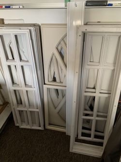 Garage Doors Windows Inserts // Insert ores Para Puertas De Garaje