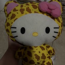 Hello Kitty, giraffe plush