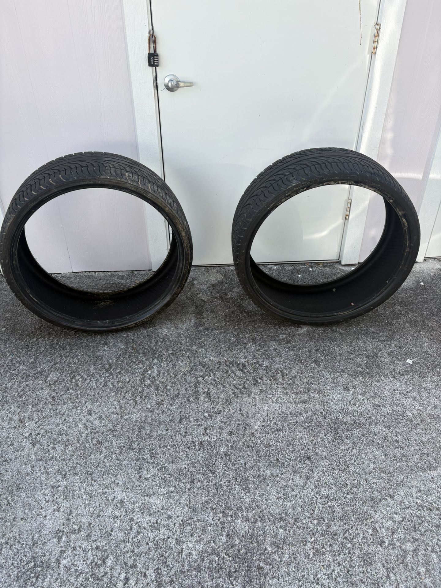 24 Inch Tire 275-25-24