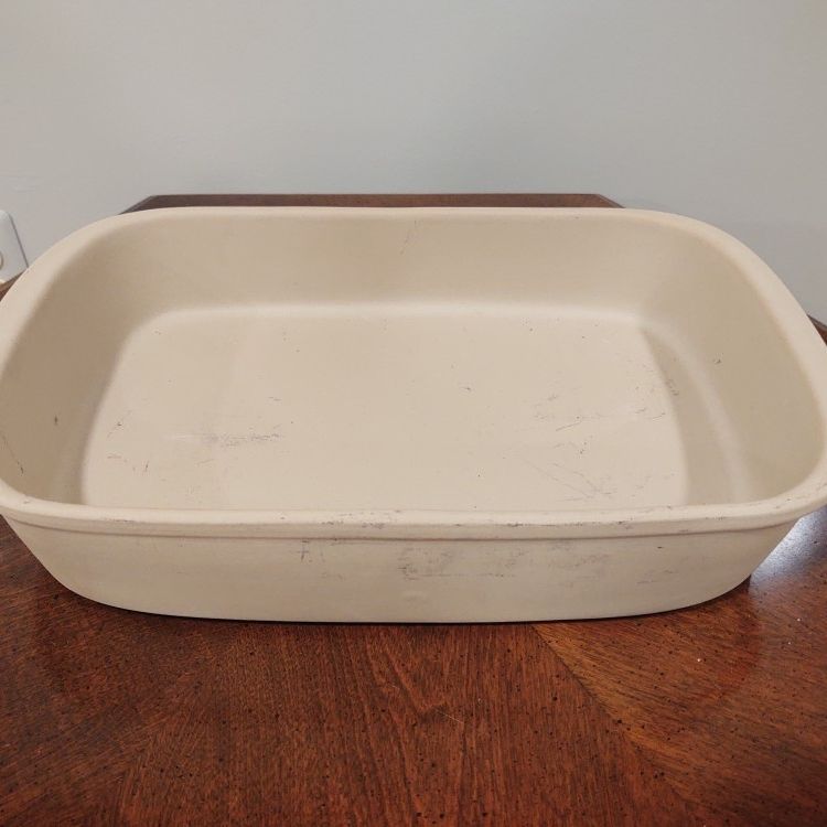 Pampered Chef Casserole Roaster