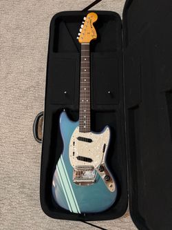 Fender Vintera II '70s Competition Mustang Electric Guitar