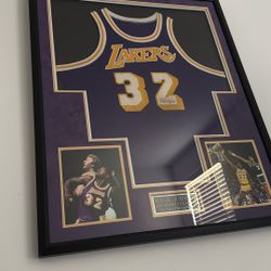 Signed framed Lakers Jersey Magic Johnson 