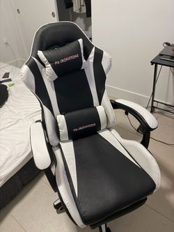 Brand new gaming chair