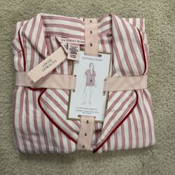 VICTORIA'S SECRET Flannel Short Pajama Set Size Small