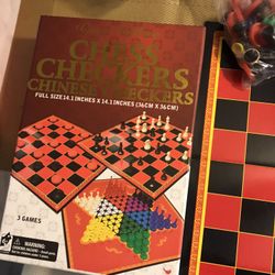 3 Chess Games Like New 