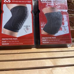 (2) McDavid Hex Knee Pads