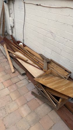 Mixed Scrap Wood Lumber Lot