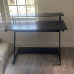 USED OFFICE DESK 