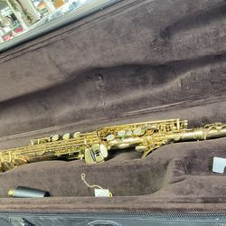 Chateau Saxophone 