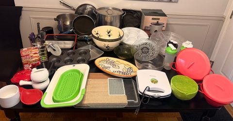 Large Kitchenware Lot -Crockpot Slow Cooker, Pots, Pans, Bakeware, Waffle Maker, Bowls Platters