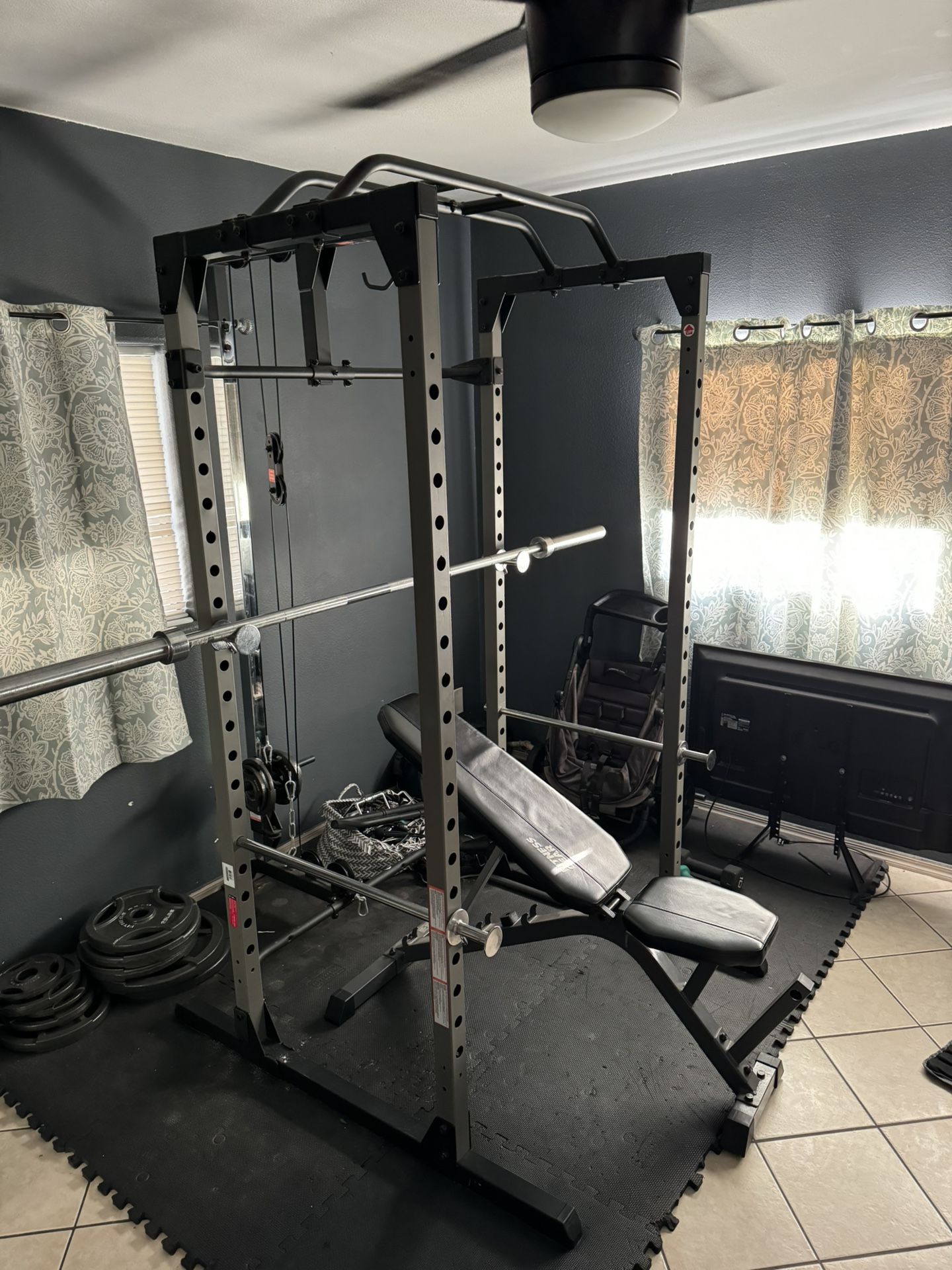 Power Cage With Latt Pull/ Olympic Bar And Weights