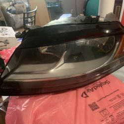 2011 Audi A4 Head Lights