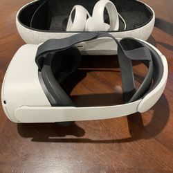 Oculus Quest 2 + Hard Case - Excellent Condition - Ready To Play