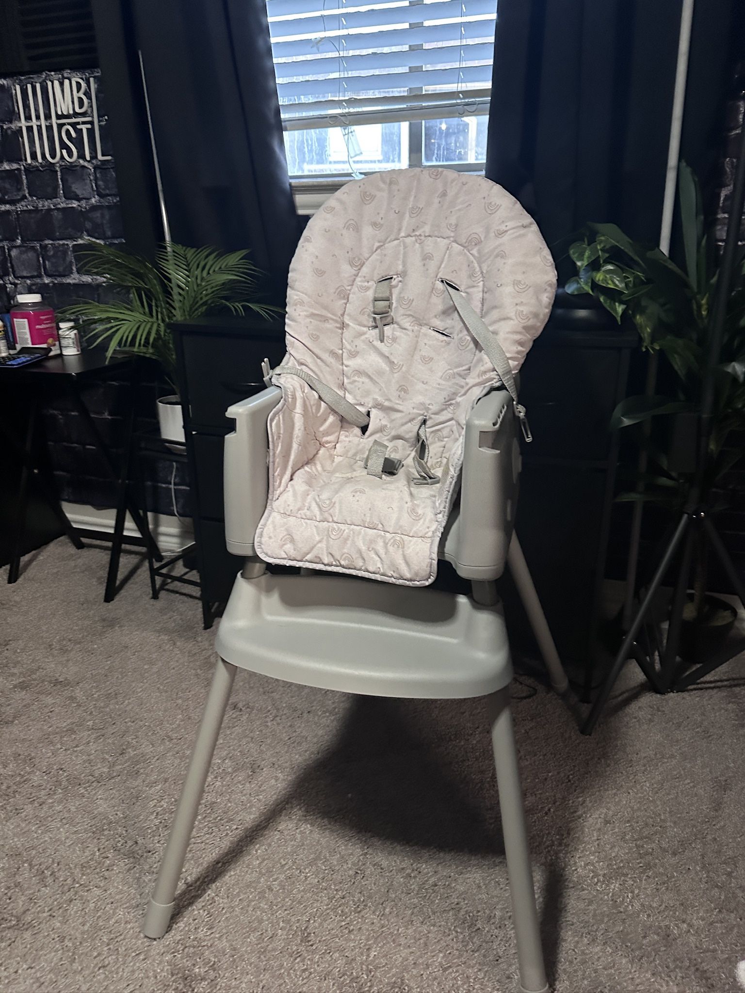 High Chair (fits Up To 5years Old)