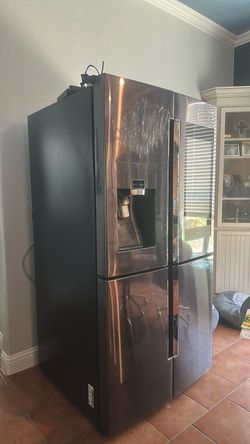Clean Samsung Fridge 2020 model 390 OBO read desc.