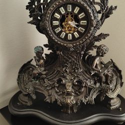 The pure copper European antique clock 