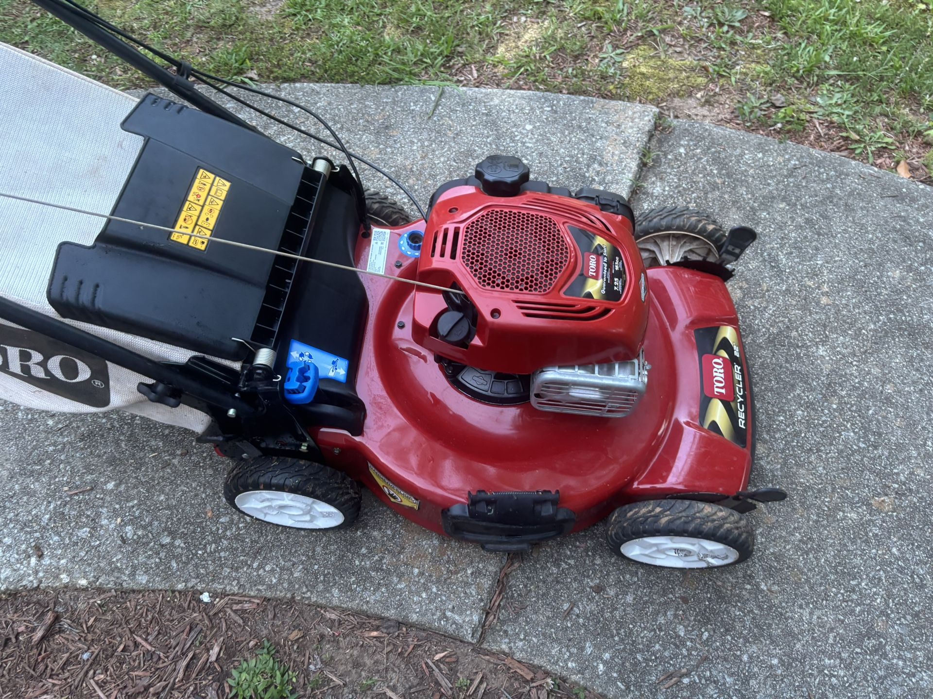 TORO 7.25 / 163cc. Self Propelled Lawn Mower