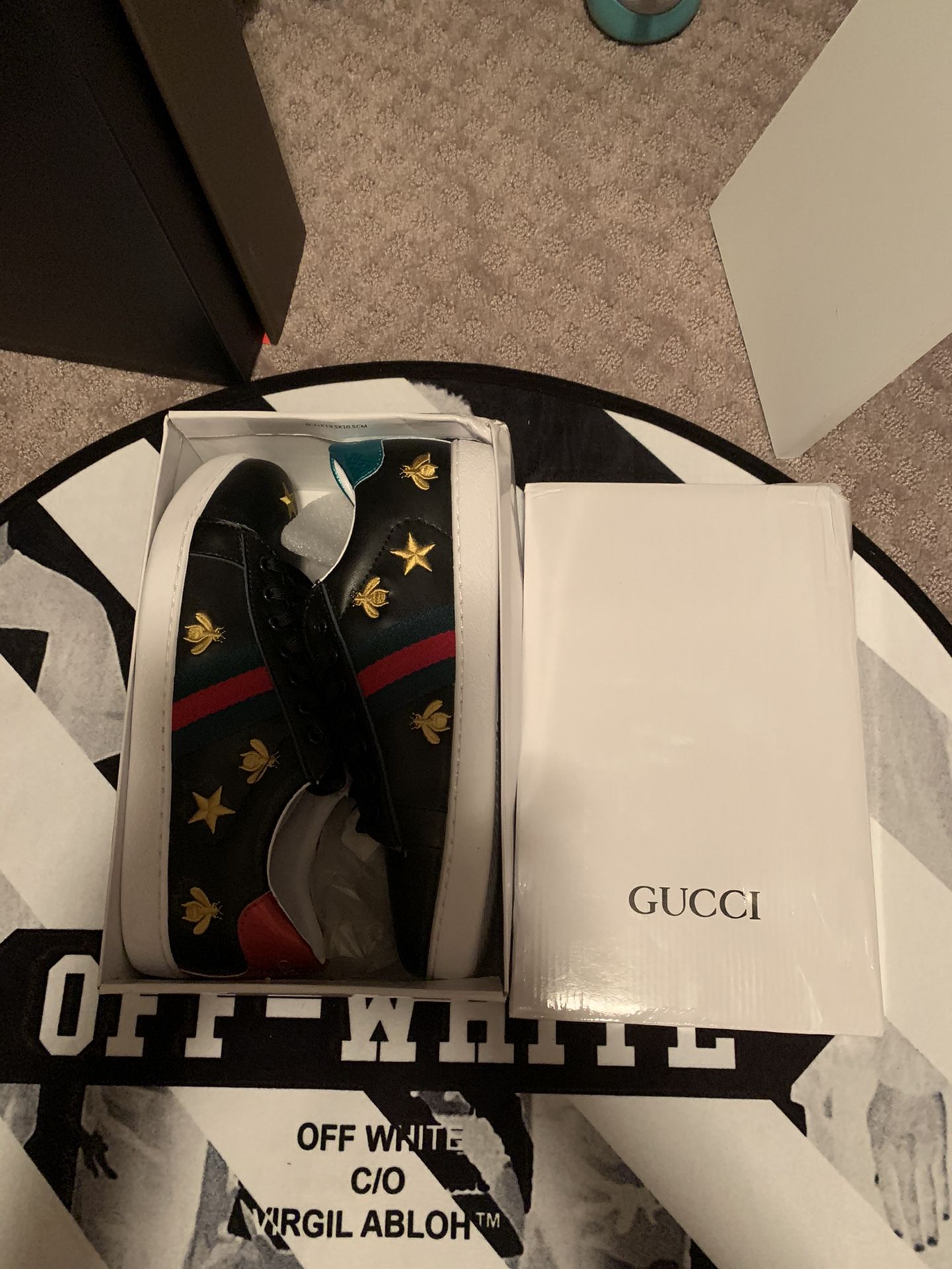 Gucci shoes size 44