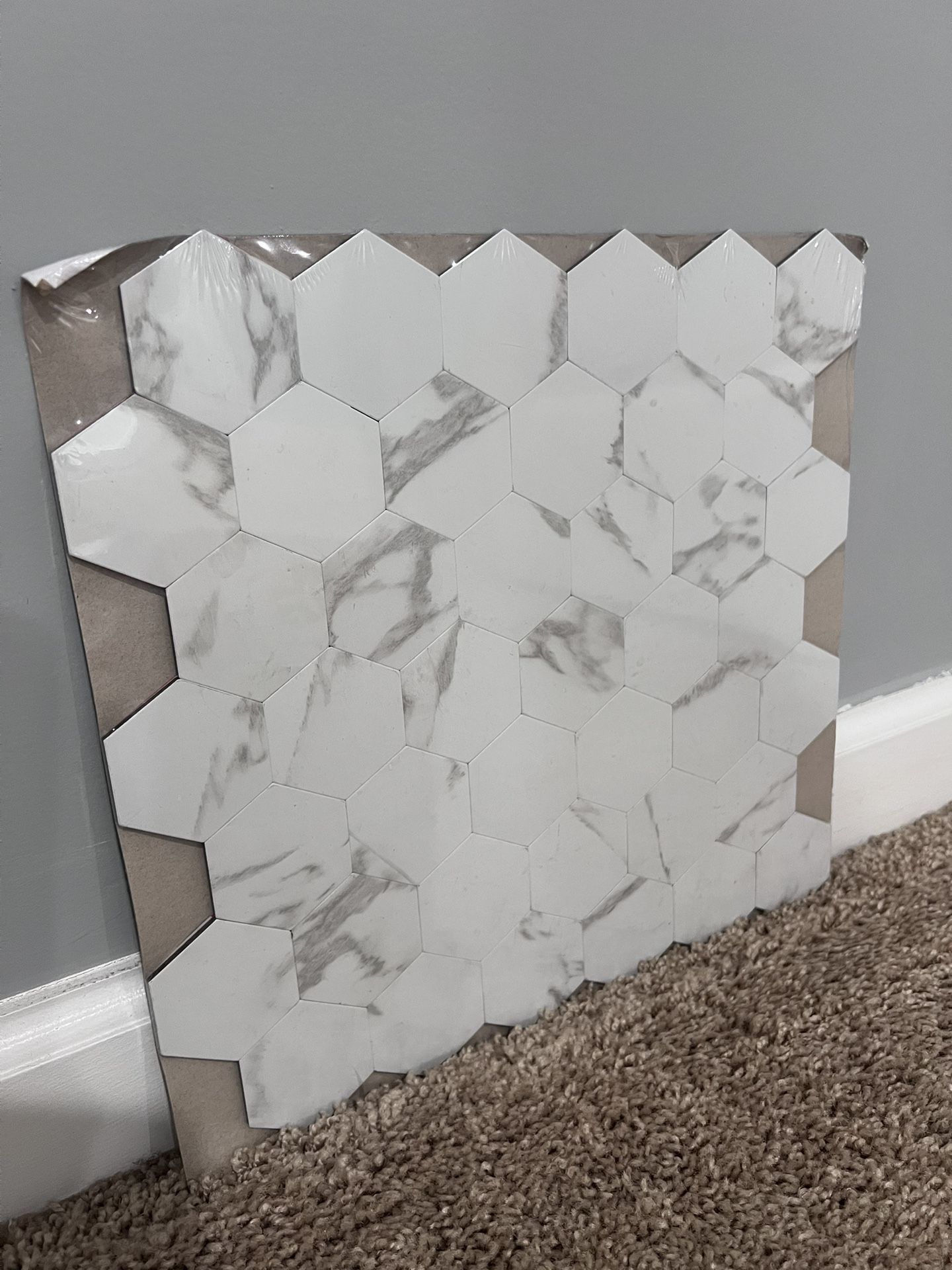 versaTile Peel and stick mosaic metal tiles